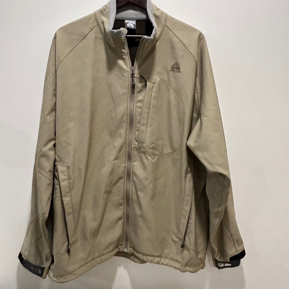 Nike ACG thermal zip‎ up jacket size